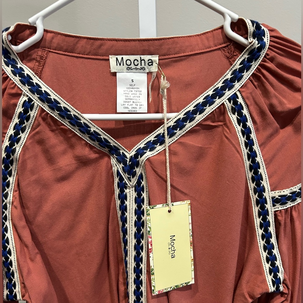 Mocha Apparel Rust Embroidered Boho Peasant Blouse Balloon Sleeve S NWT - Picture 6 of 6